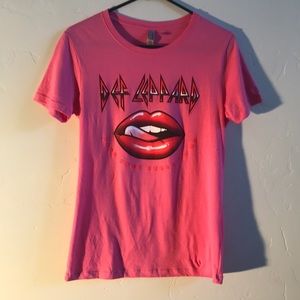 Next Level Def Leppard t-shirt. Large.